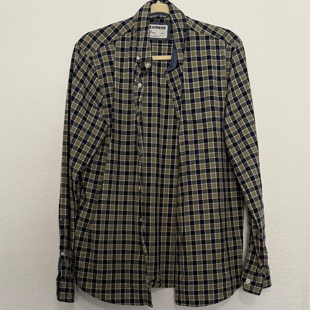 Express Men's Plaid Button Down Shirt | Medium Slim